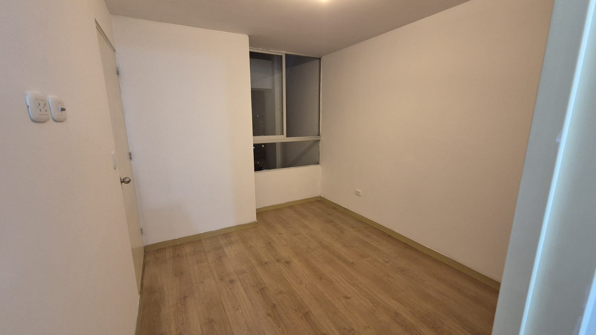 Alquilo_Santa Beatriz_Lincedepartam_58m2_2habitaciones_2baños_Arenales 1241